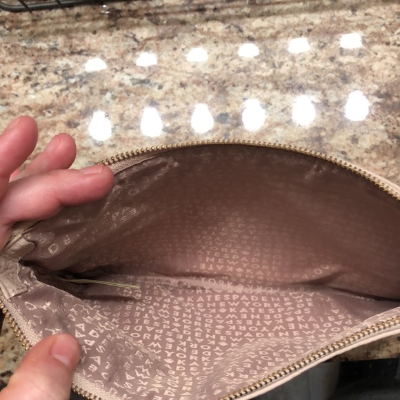 Authentic Kate Spade zip top pouch. - Picture 4 of 6